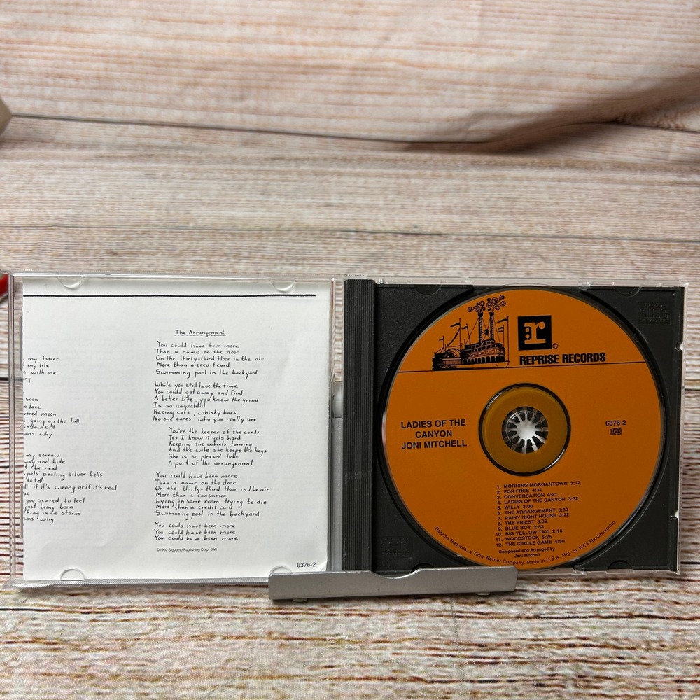 Joni Mitchell Ladies of the‎ Canyon CD Reprise Records 6376-2 Big Yellow Taxi